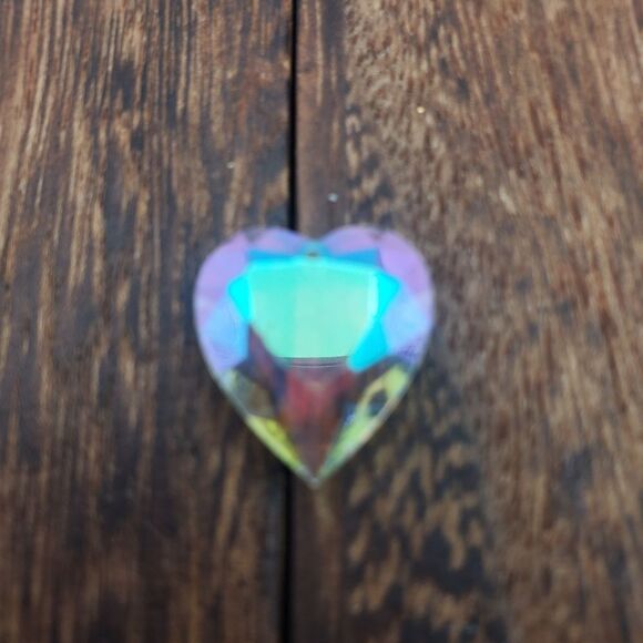 Aurora borealis heart bead charm pendant - Picture 1 of 2